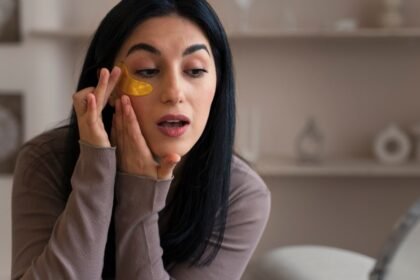 How To Adjust Your Skincare Routine When Seasons Change And Weather Shifts