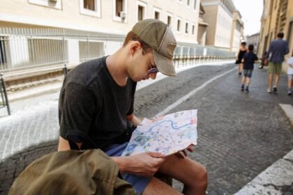 Tips For Navigating New Cities Easily Even When Traveling Completely Alone